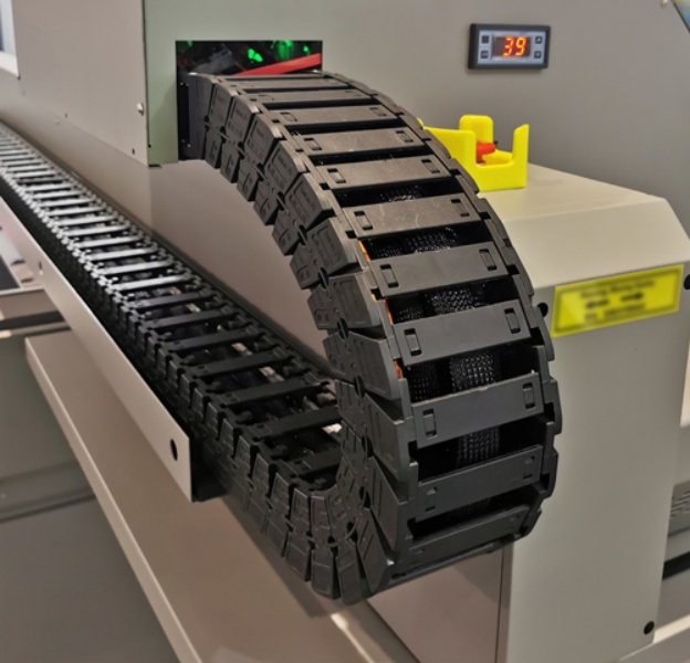 cnc machine mute cable chain 25x38 high speed plastic enery chain