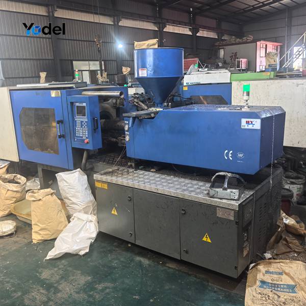 cnc cable chain 25x57 injection molding production line workshop