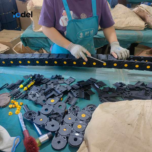 nylon cable drag chain 45x60 enclosed link assembly glass fiber reinforced pa66 testing