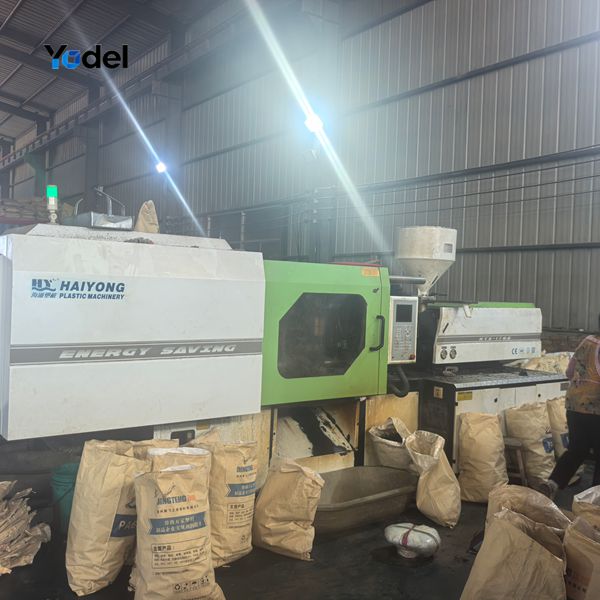 Cable drag chain suppliers precision PA66 nylon injection molding production for 15x25 silent drag chain