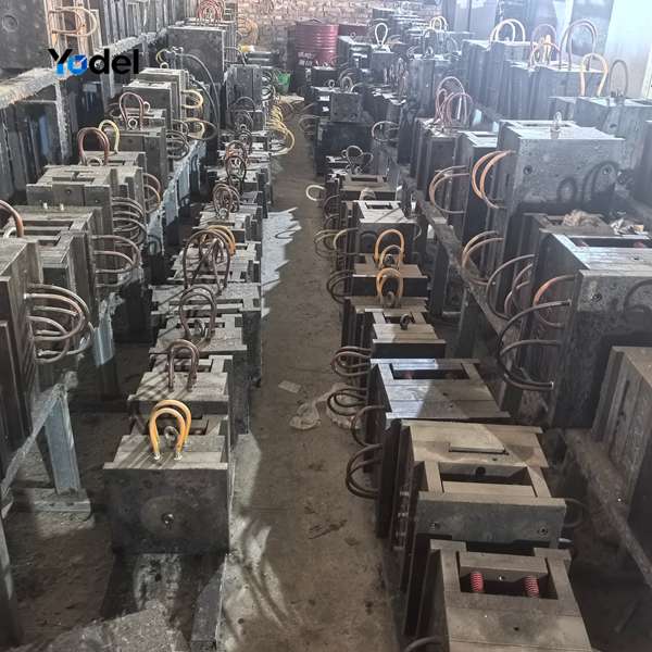 High precision steel injection mold tooling for robotic flexible cable chain link production